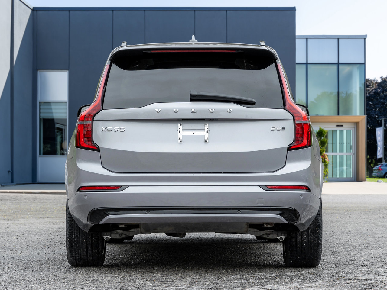 2026 Volvo XC90 B6 AWD PLUS Dark Theme  SUPER LOW MILEAGE-5