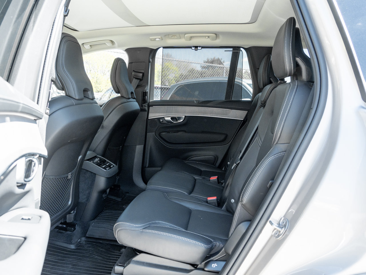 Volvo XC90 B6 AWD Ultra 7-Seater LIKE NEW  CPO RATE fr 2.99%* 2026-23