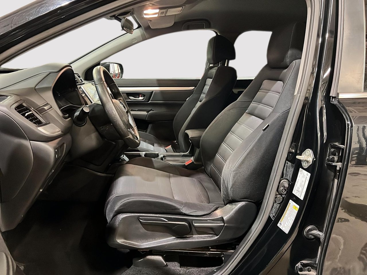 Honda CR-V LX awd 2019-7