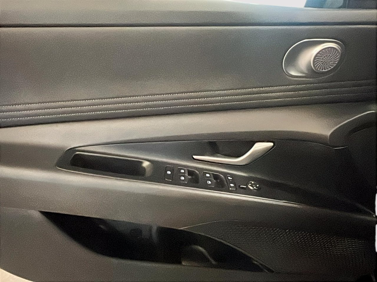 2025 Hyundai Elantra Preferred Mags Sièges Chauffants-10