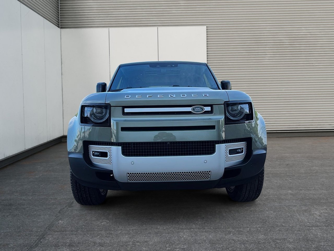 2025 Land Rover Defender 110 S-1
