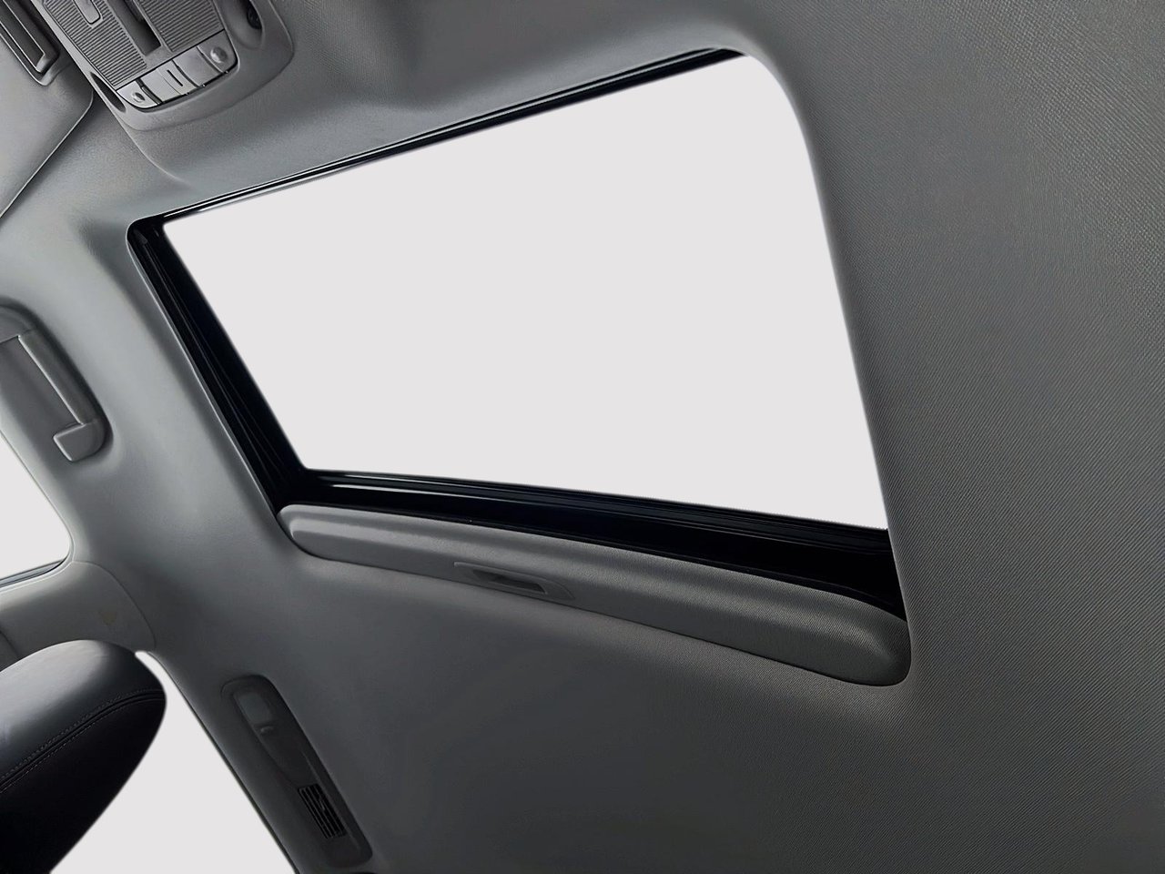 Nissan Armada Platinum 2023-14