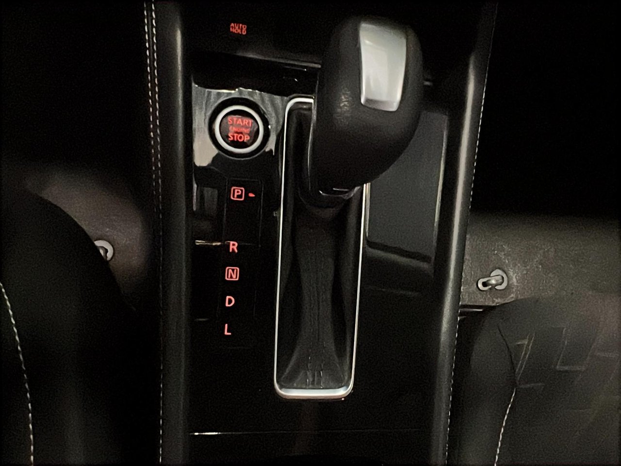 2022 Nissan Kicks SV-12