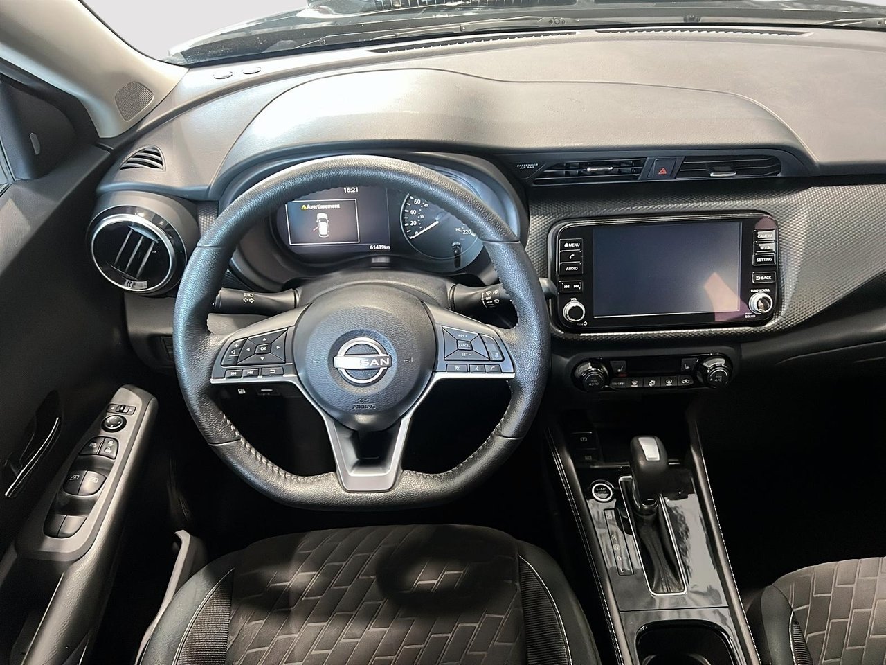 2022 Nissan Kicks SV-8