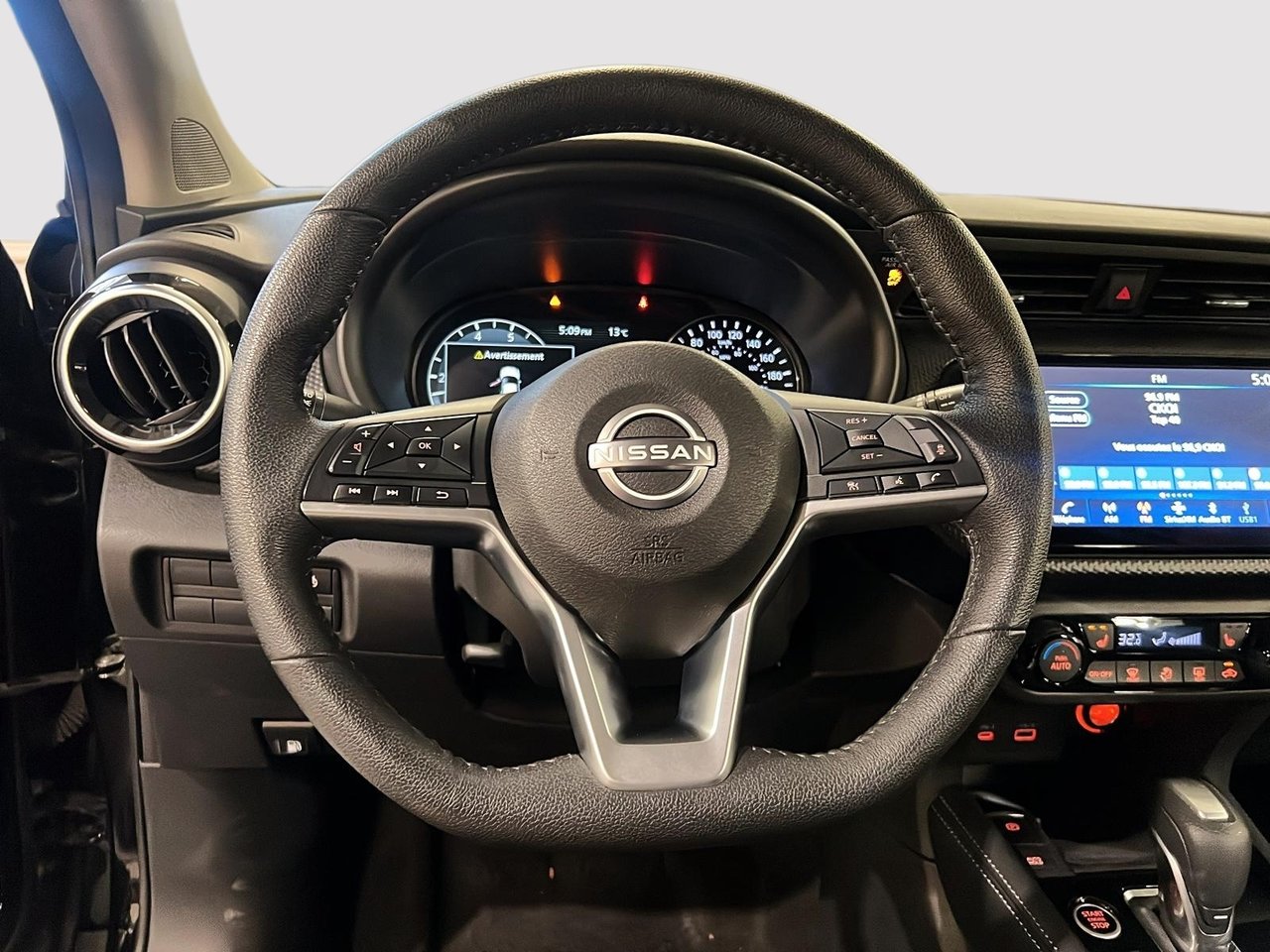 2023 Nissan Kicks SV-11
