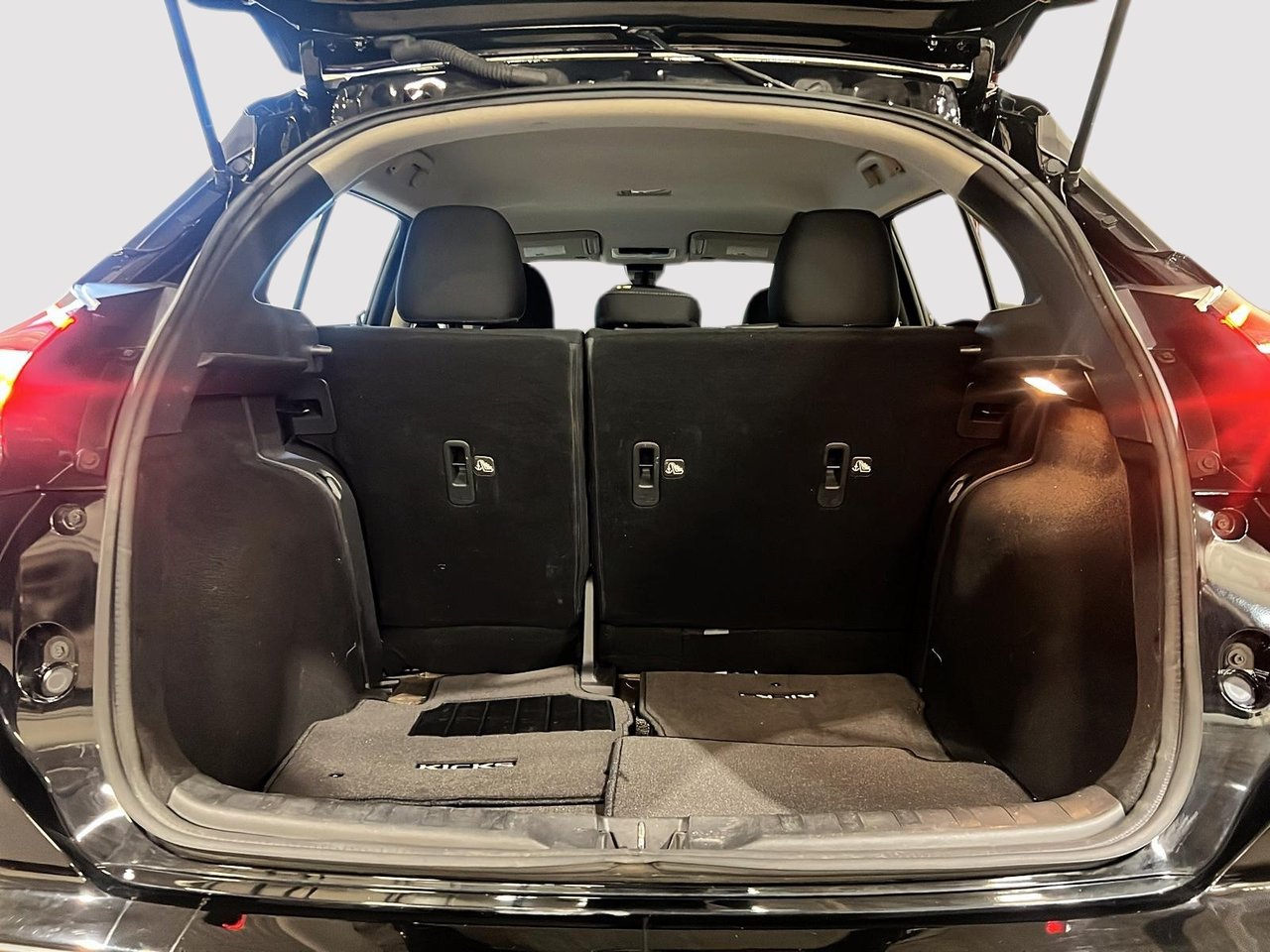 2023 Nissan Kicks SV-5