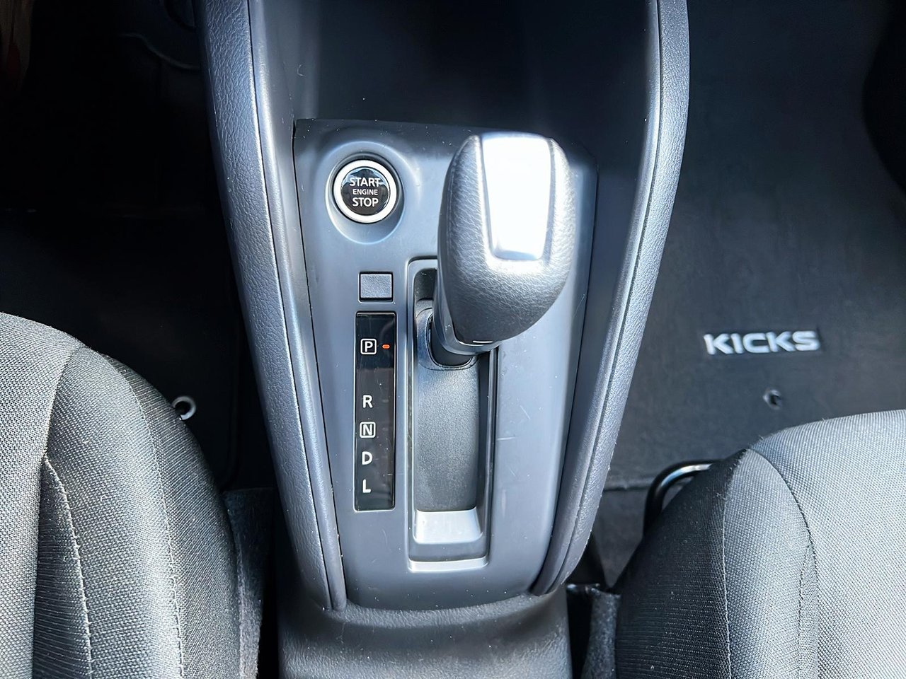 Nissan Kicks S 2024-13