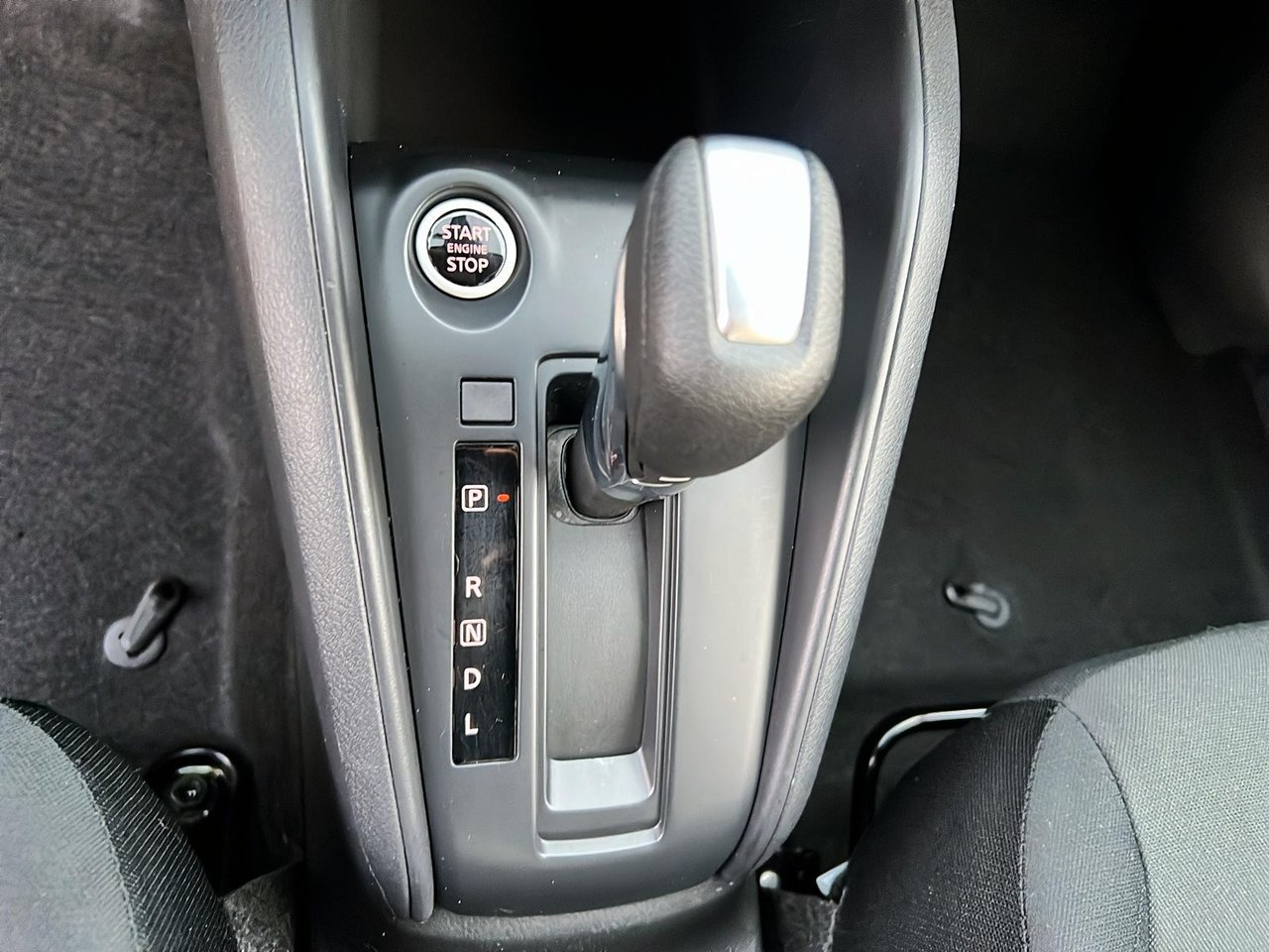 2024 Nissan Kicks S-13