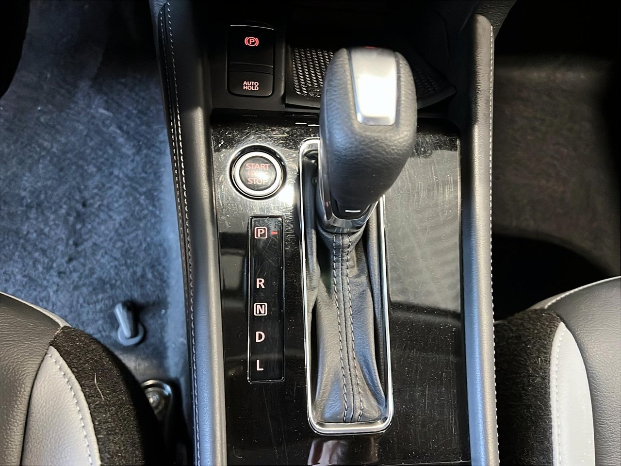 Nissan Kicks SR 2024-12