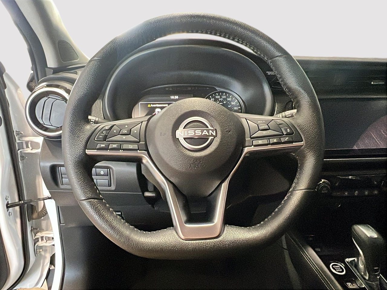 2024 Nissan Kicks SV-10