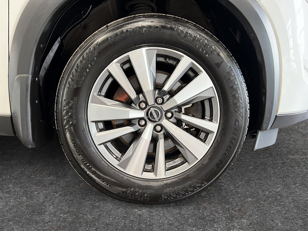 2022 Nissan Pathfinder SL-5
