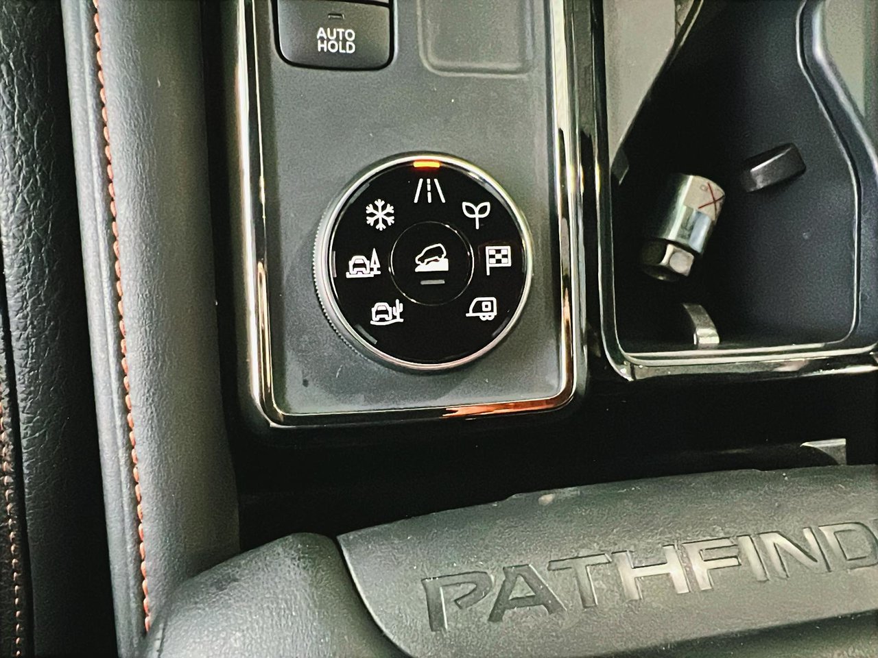Nissan Pathfinder Rock Creek 2025-12