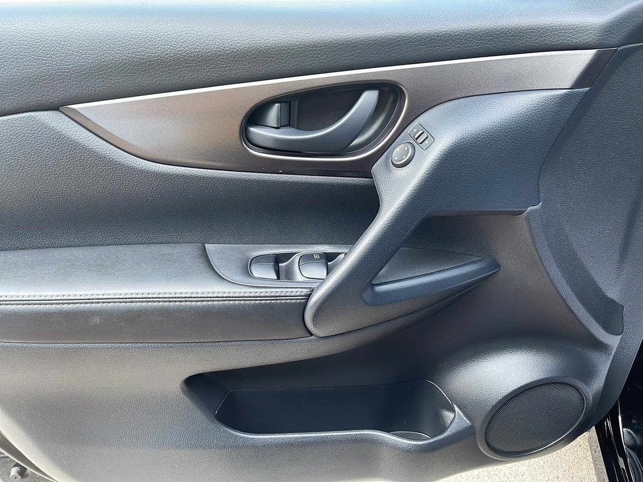 2023 Nissan Qashqai S AWD-10