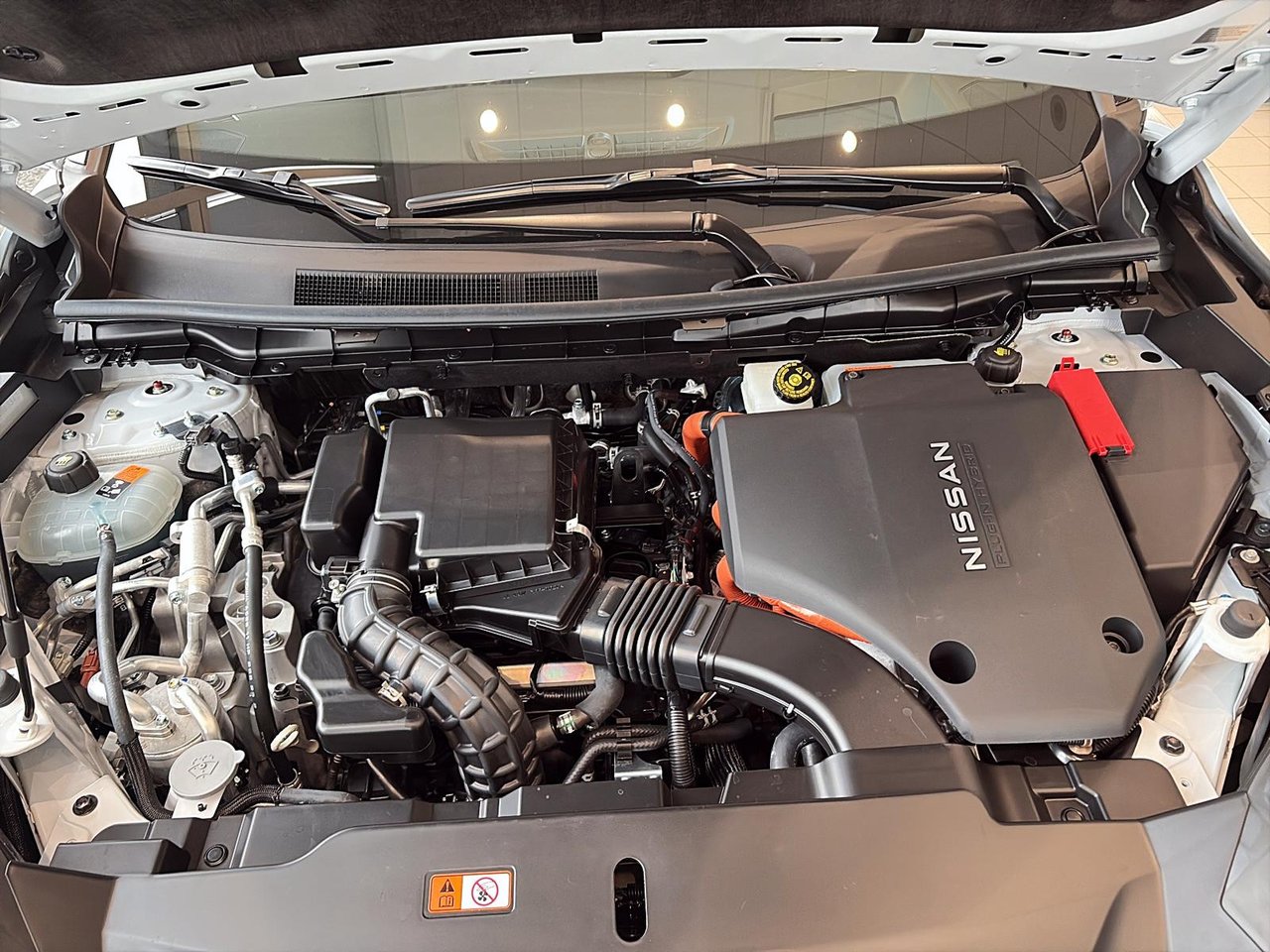2026 Nissan Rogue Plug-In Hybrid Platinum-7