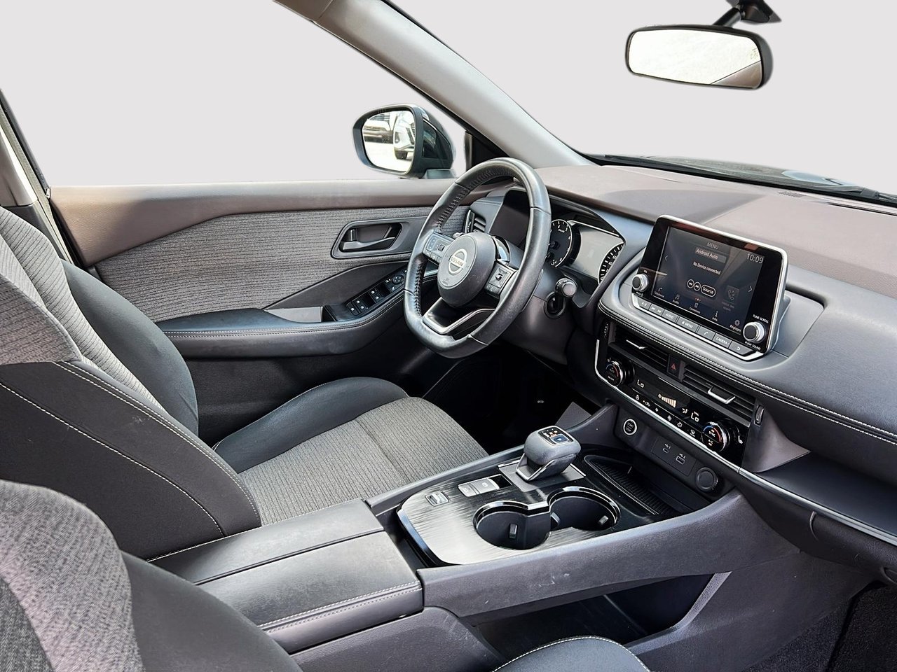 2021 Nissan Rogue S-15