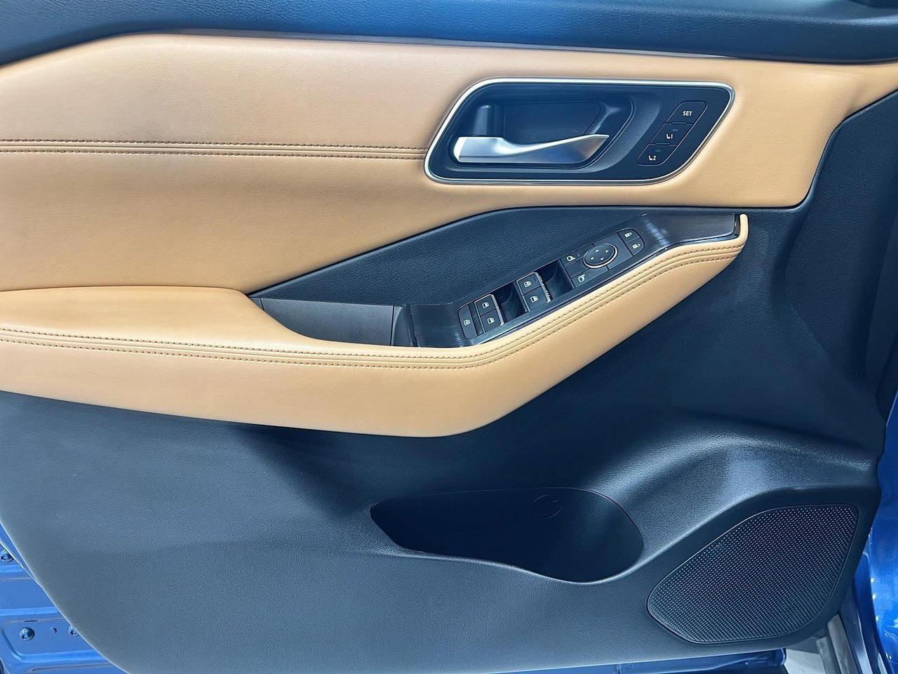 Nissan Rogue Platinum AWD 2021-10