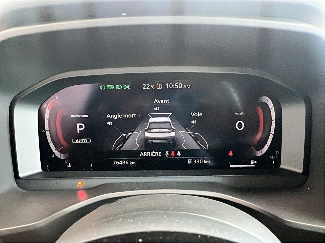 2022 Nissan Rogue Platinum-10