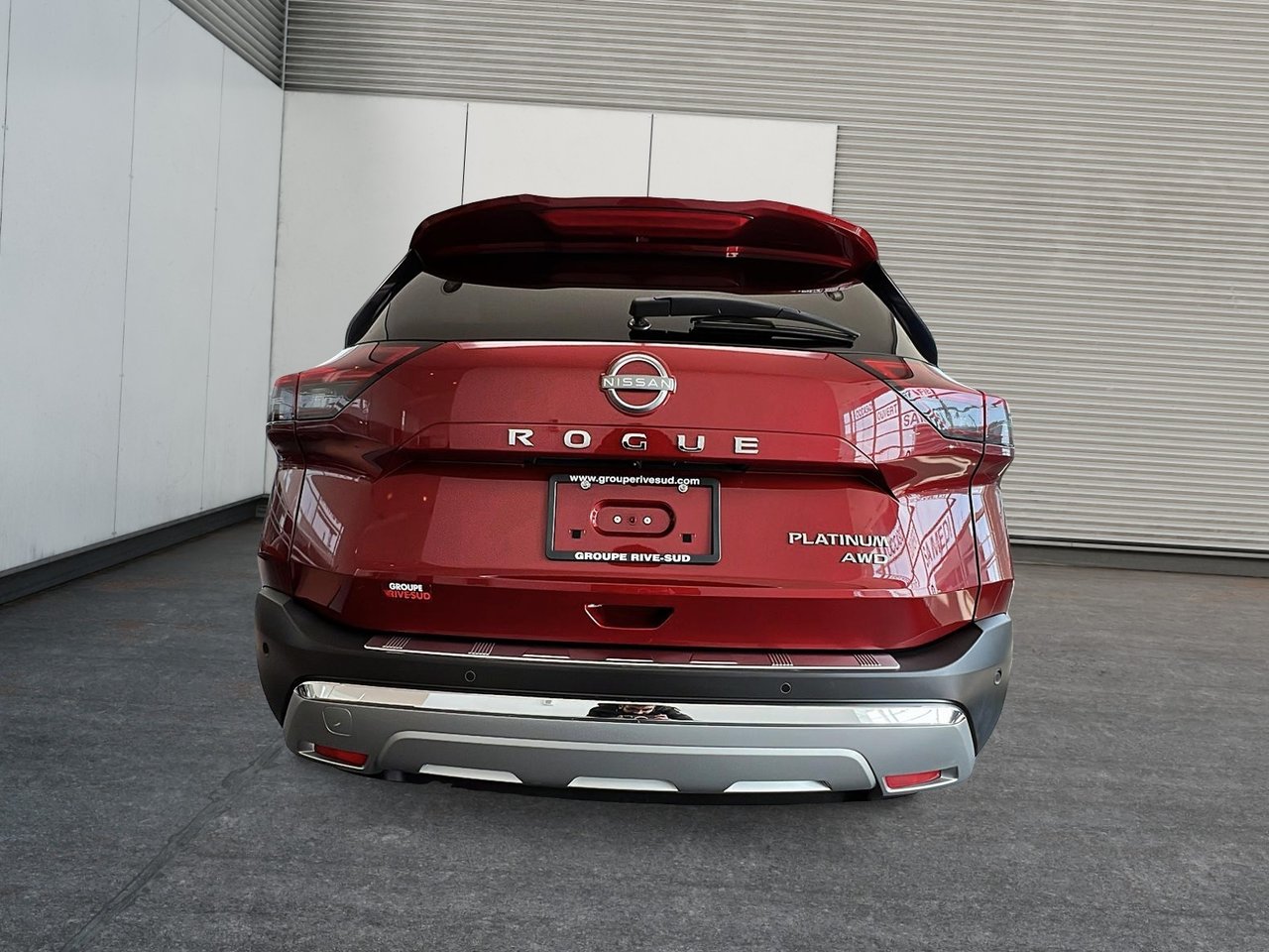 2022 Nissan Rogue Platinum-2
