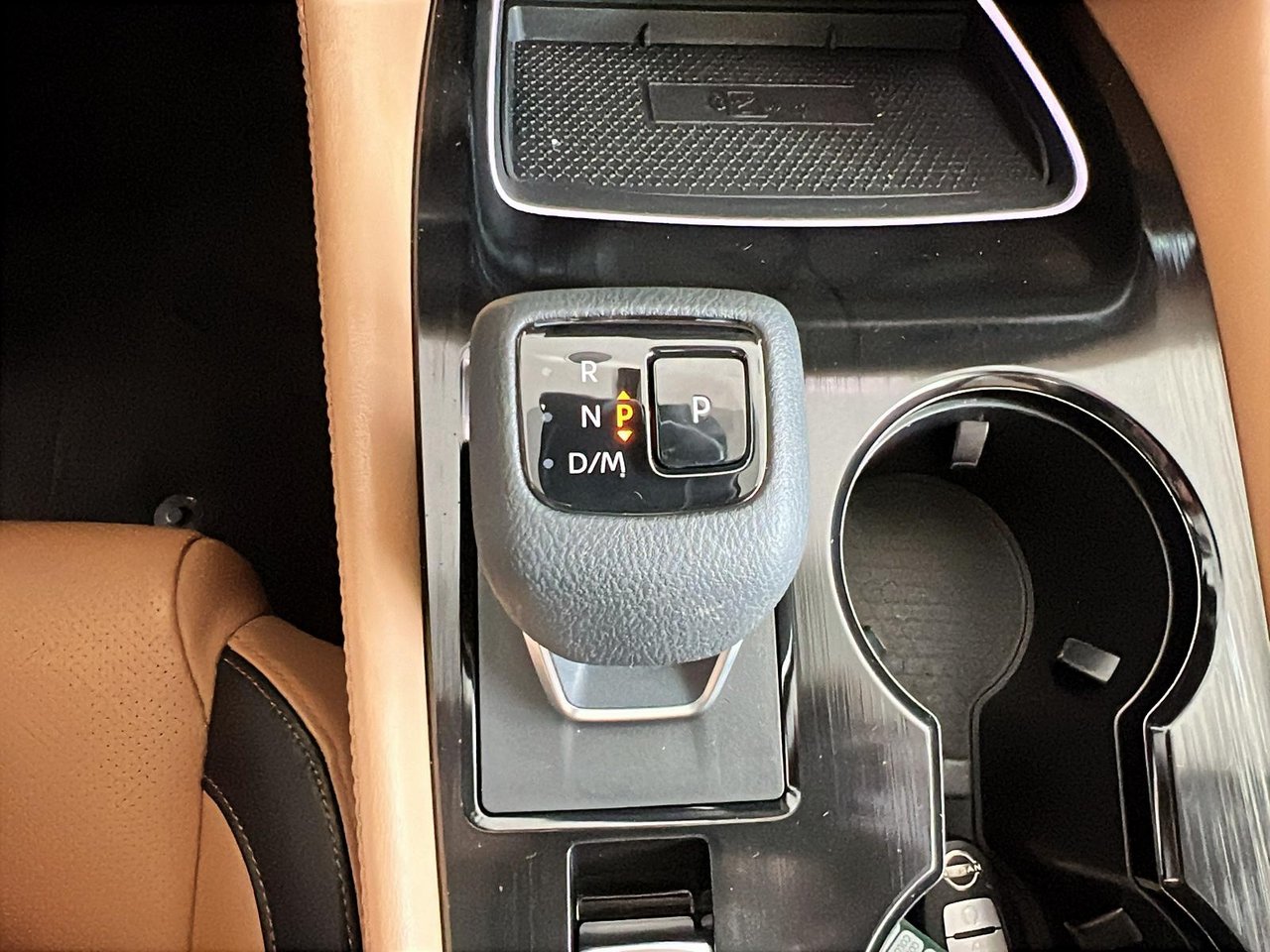 2022 Nissan Rogue Platinum-11