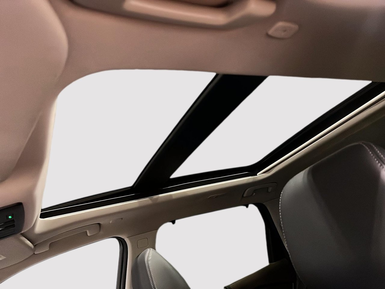 Nissan Rogue SL AWD 2023-14