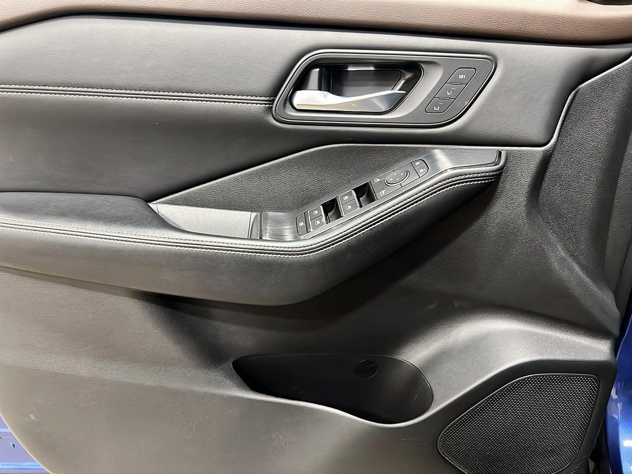 Nissan Rogue SL AWD 2023-9