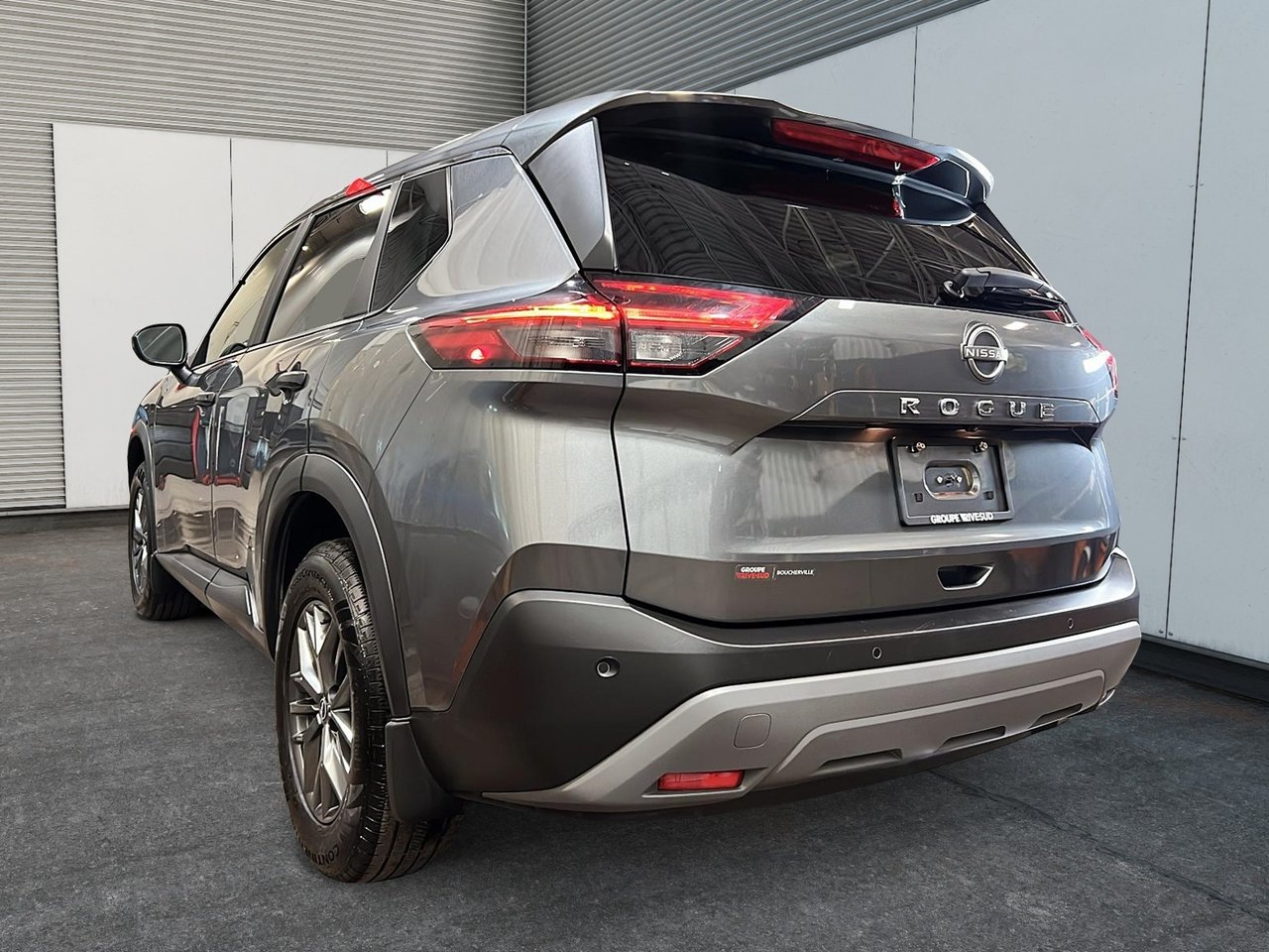 Nissan Rogue S 2023-3