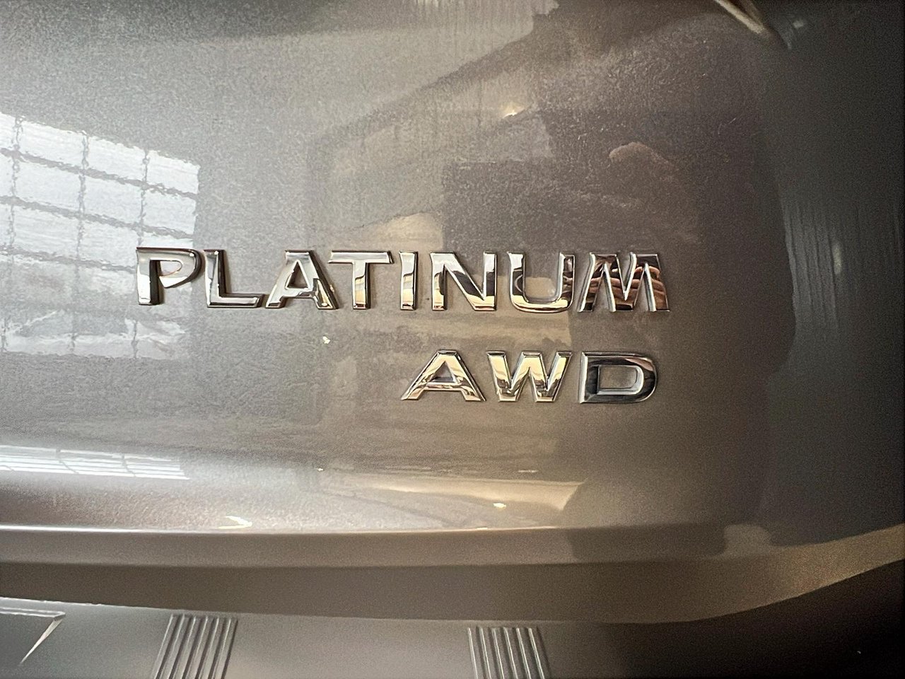 Nissan Rogue Platinum 2023-13