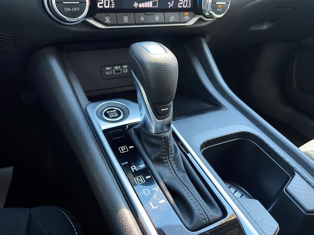 Nissan Sentra SV AUTOMATIQUE 2023-14
