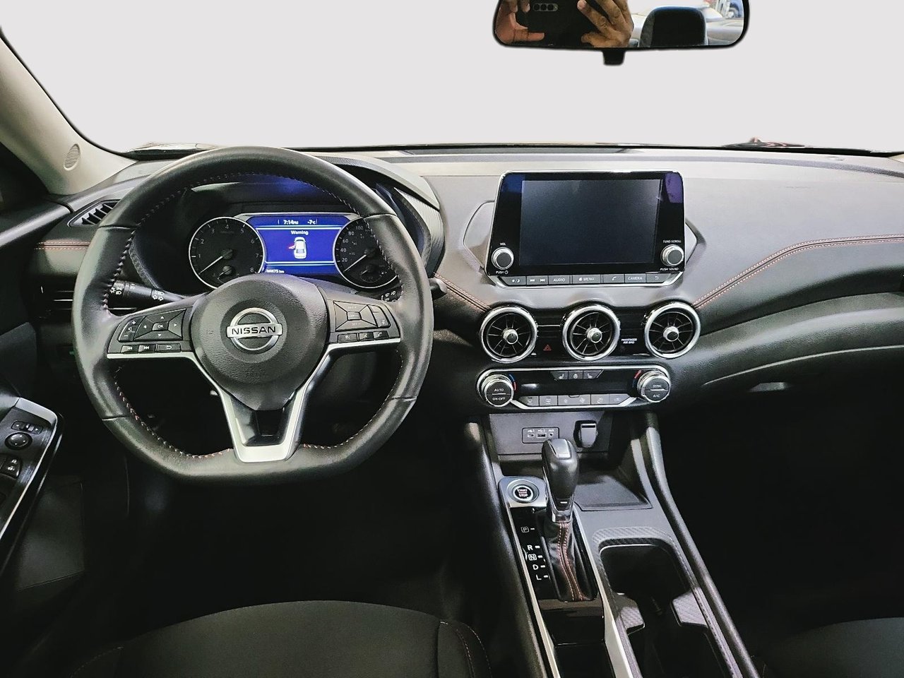 Nissan Sentra SR 2023-9