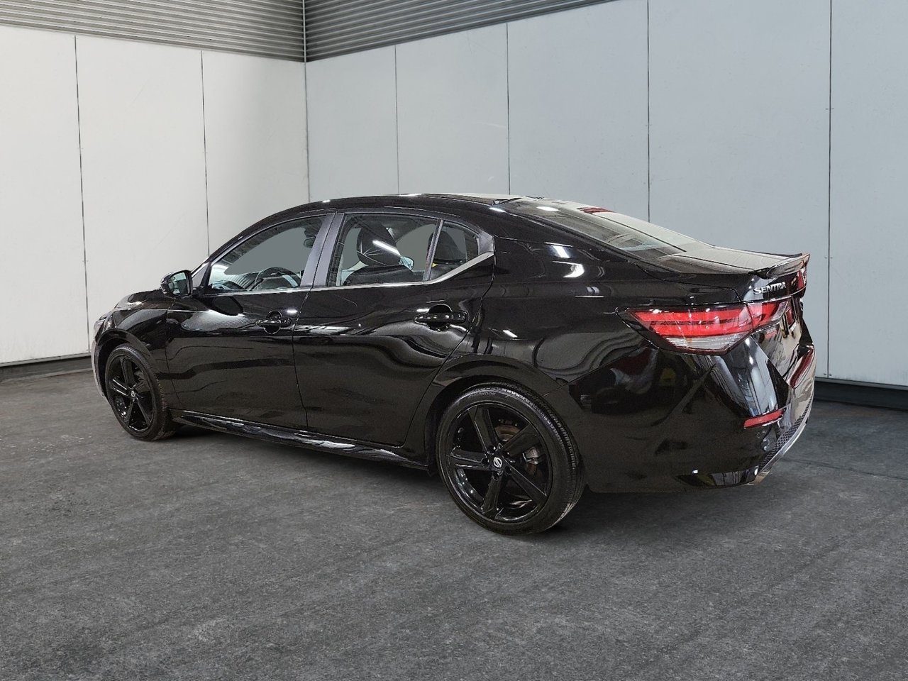 Nissan Sentra SR 2023-3