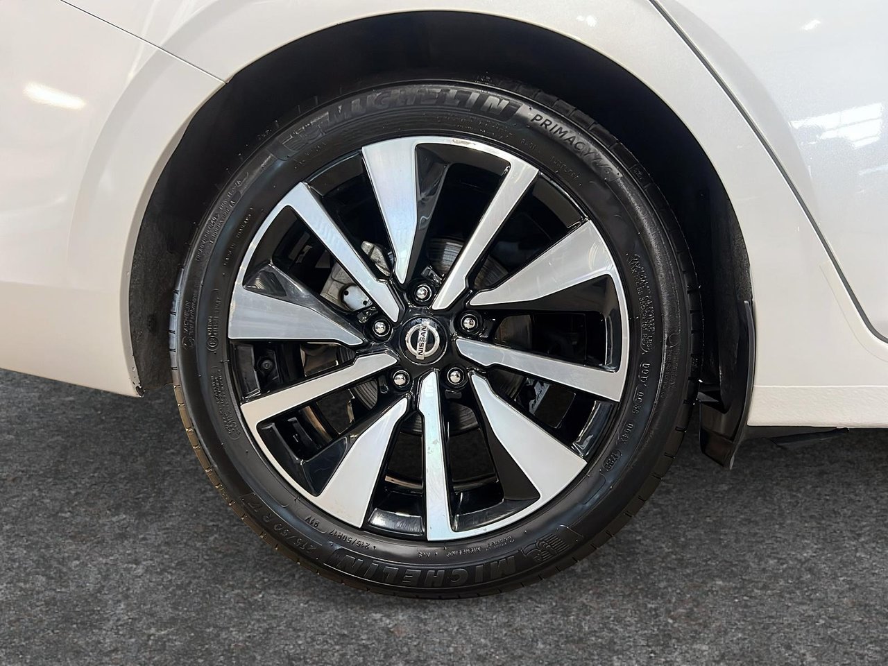 2023 Nissan Sentra SV-5