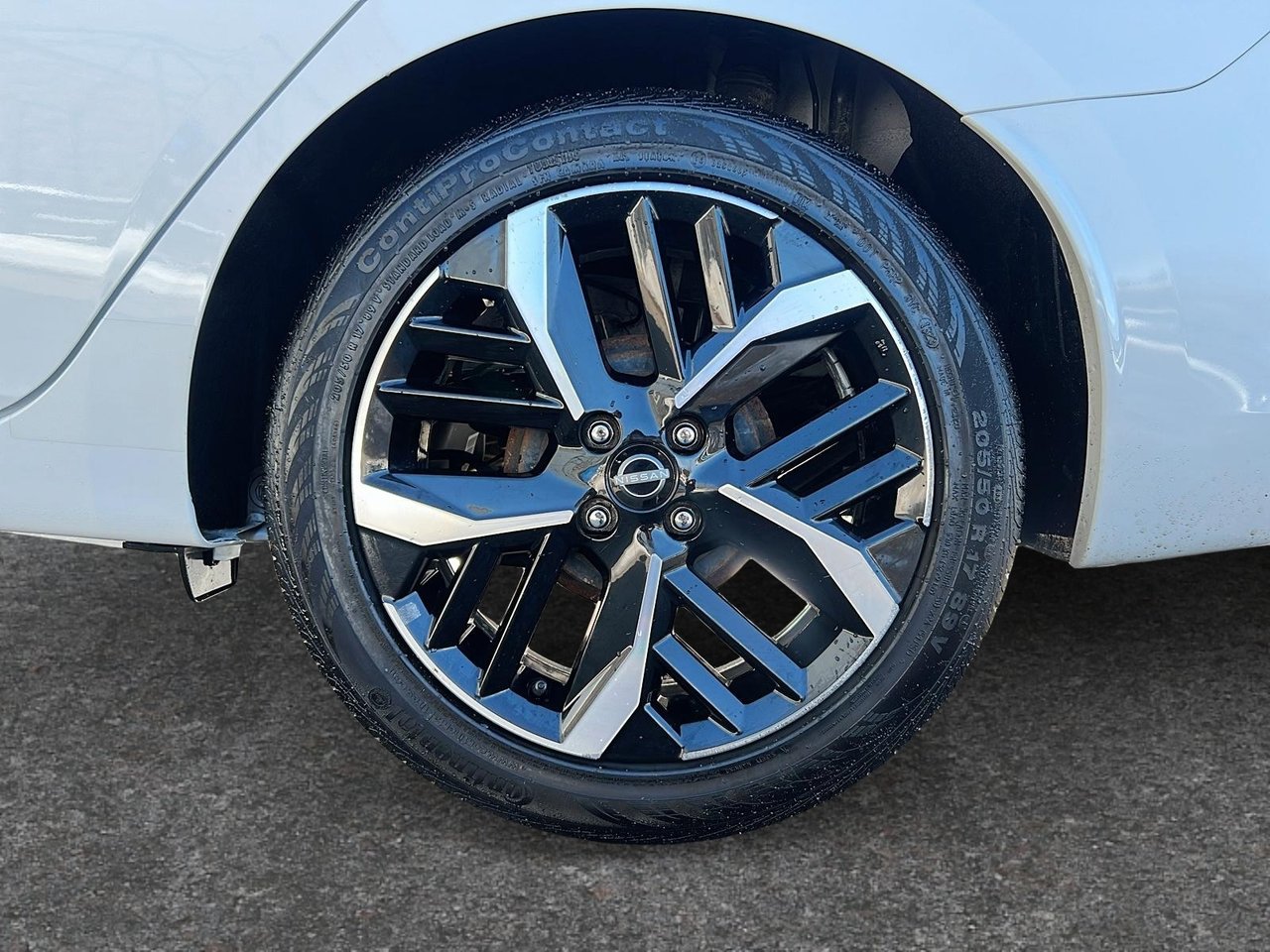 Nissan Versa SR 2023-6