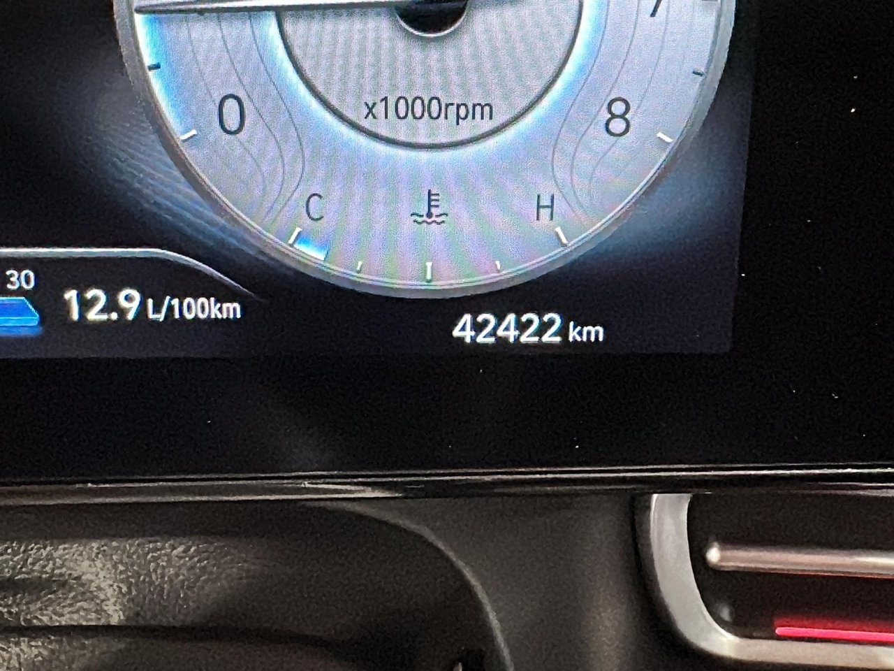 2025 Hyundai Elantra Preferred  Ensemble Tech-12