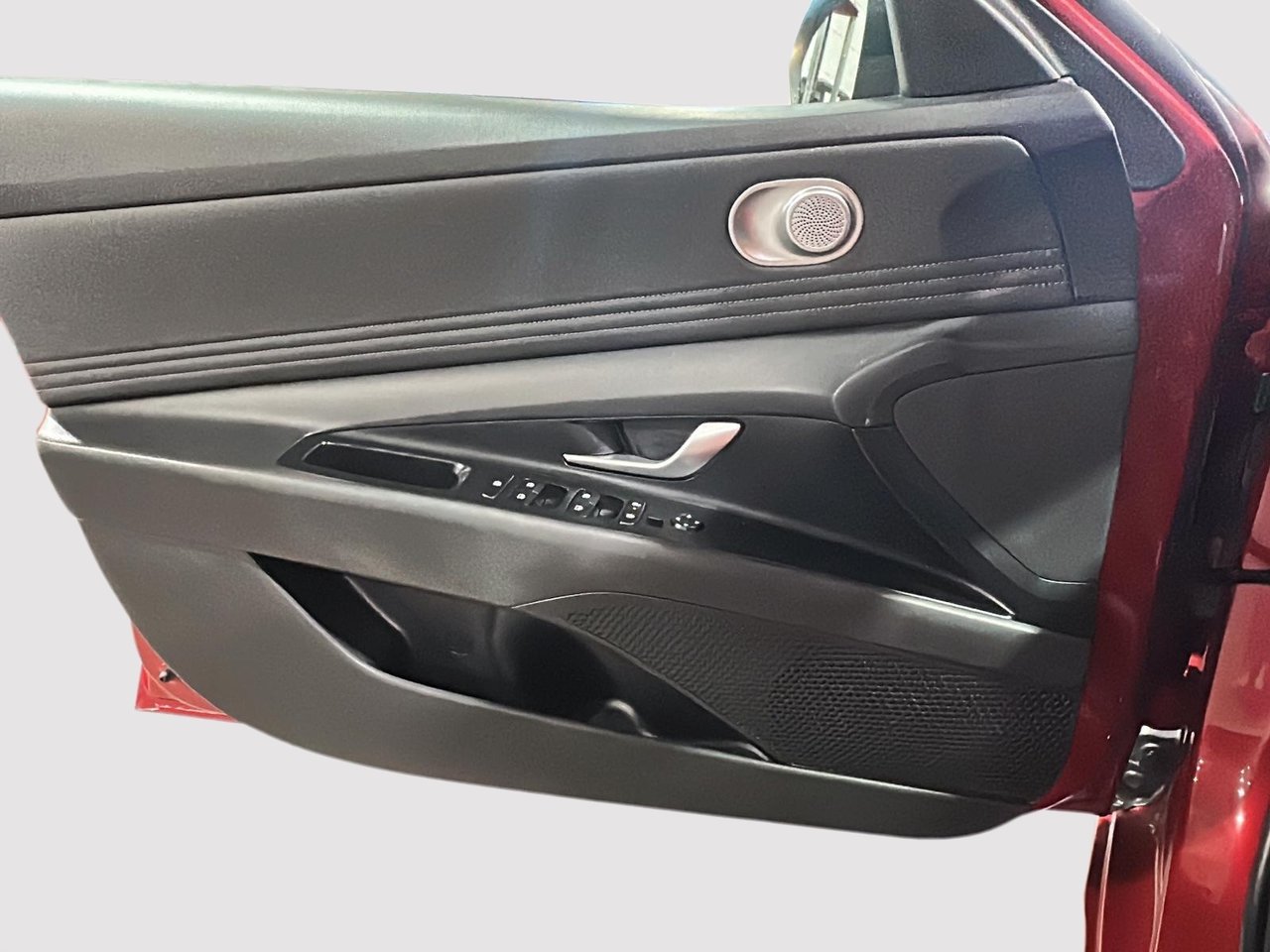2025 Hyundai Elantra Preferred  Ensemble Tech-10