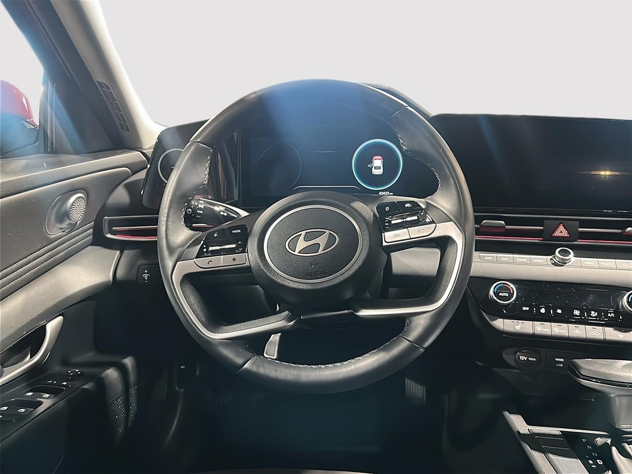 2025 Hyundai Elantra Preferred  Ensemble Tech-11