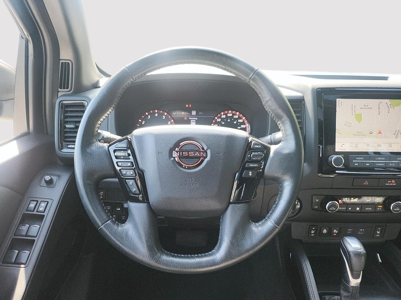 2022 Nissan Frontier PRO-4X-11