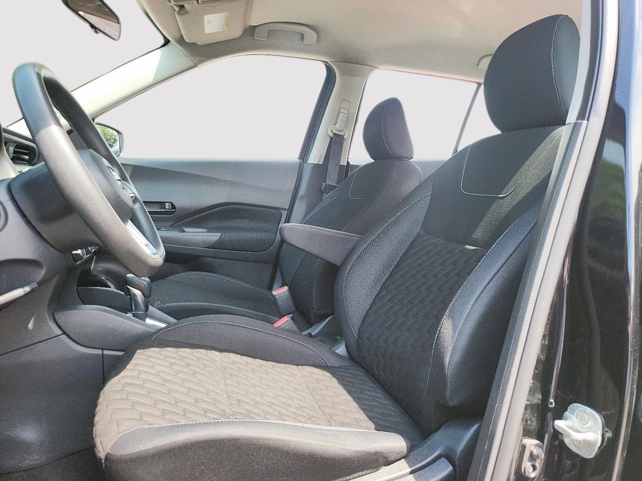 2021 Nissan Kicks S-8