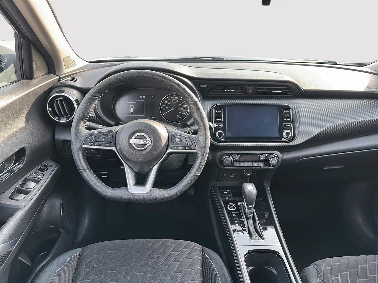 Nissan Kicks SV 2022-9