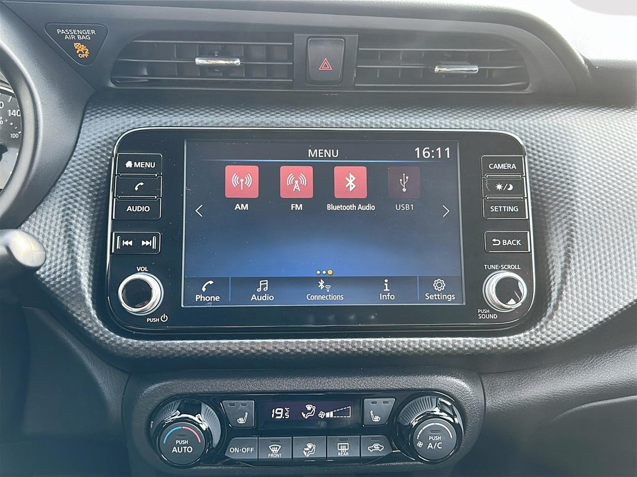 Nissan Kicks SV 2022-16