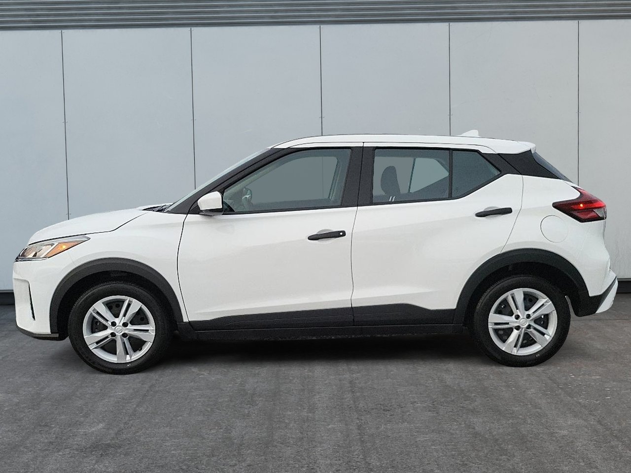 2024 Nissan Kicks S-4