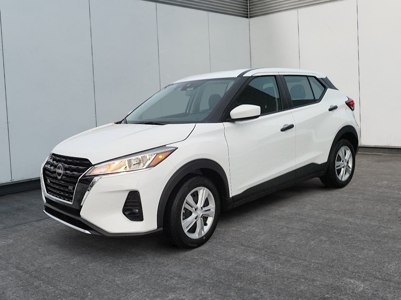 2024 Nissan Kicks S-0