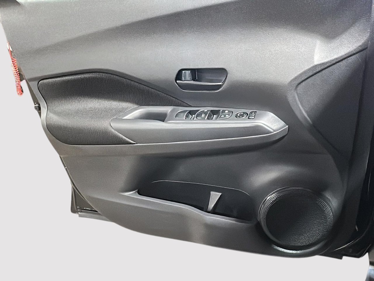 Nissan Kicks S 2024-10