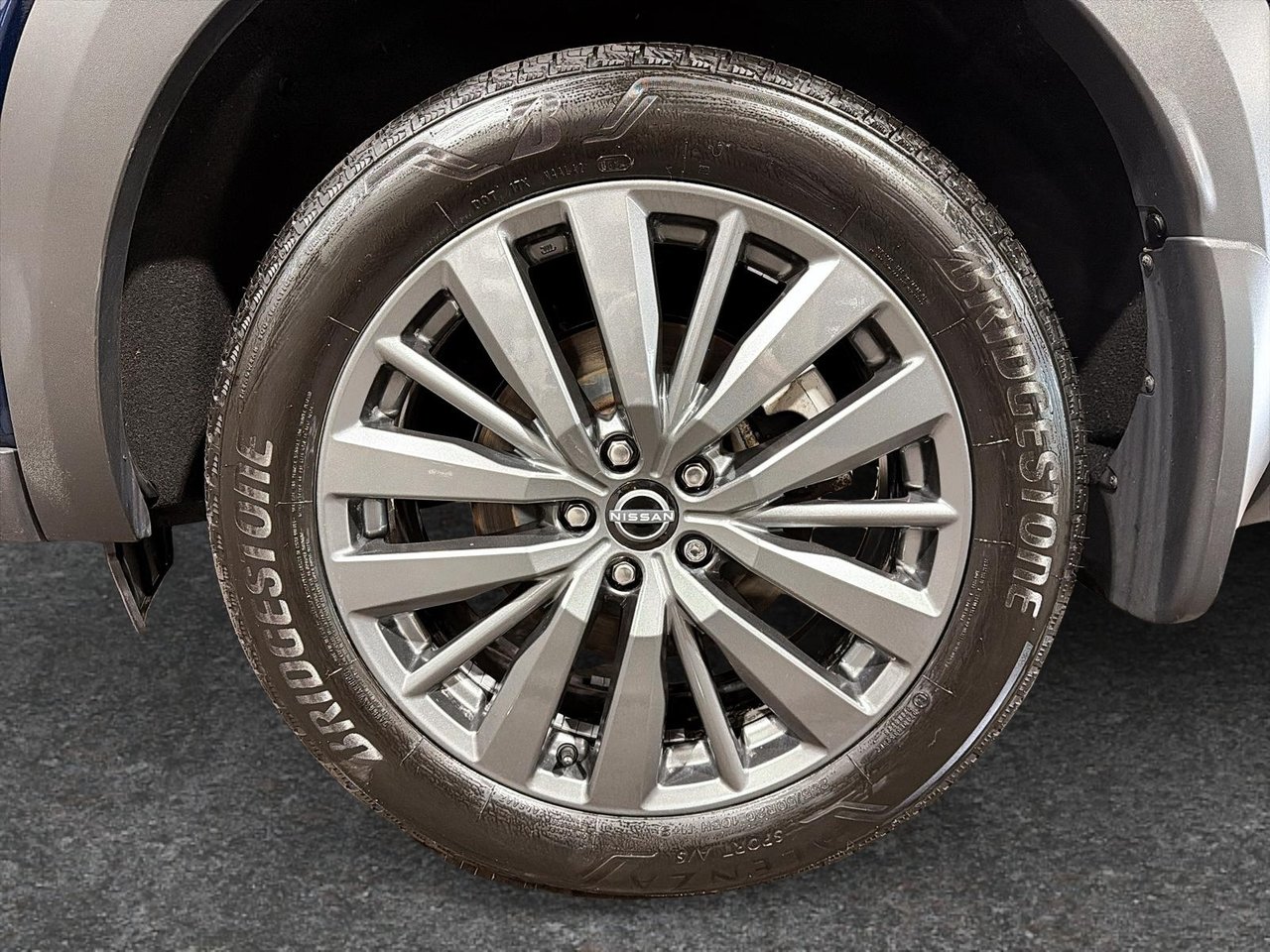 Nissan Pathfinder SL AWD 2024-6