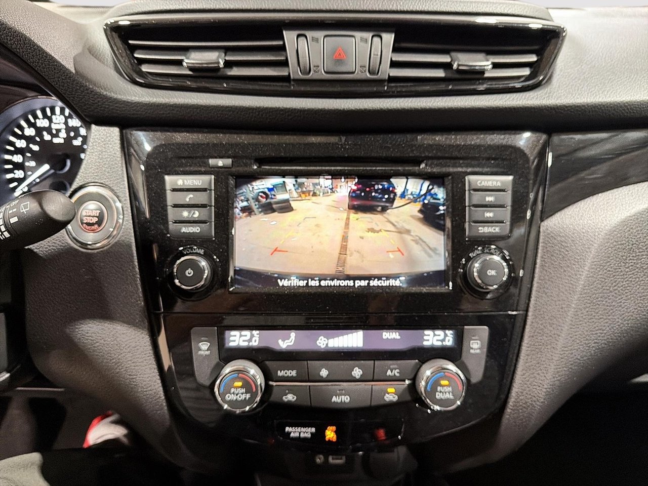 2020 Nissan Qashqai SV-16