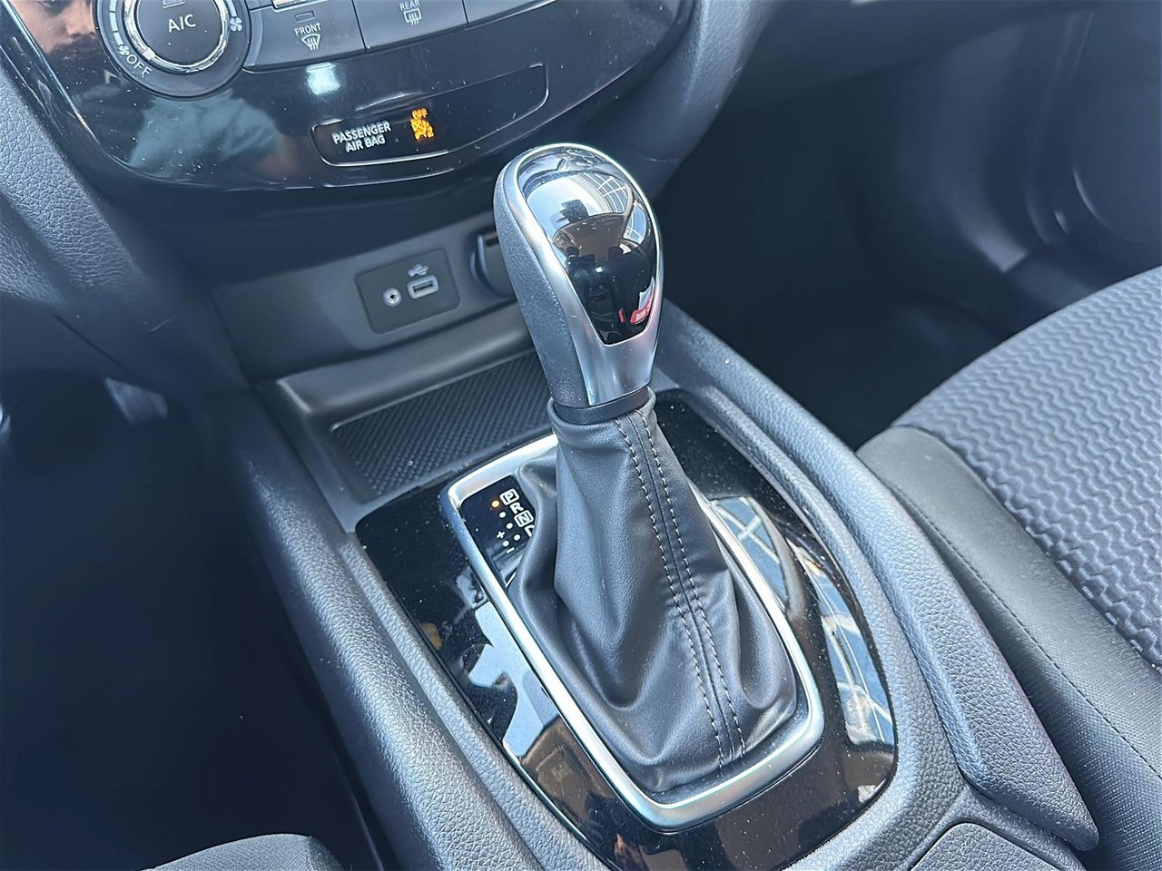 Nissan Qashqai S 2021-14