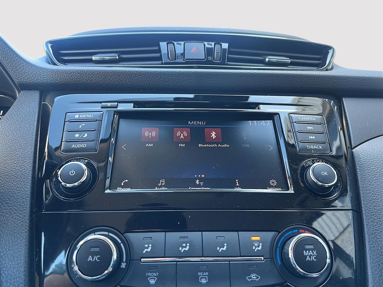 Nissan Qashqai S 2021-16