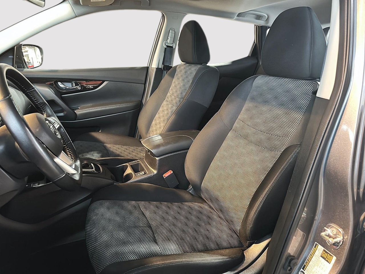 2023 Nissan Qashqai SV-8