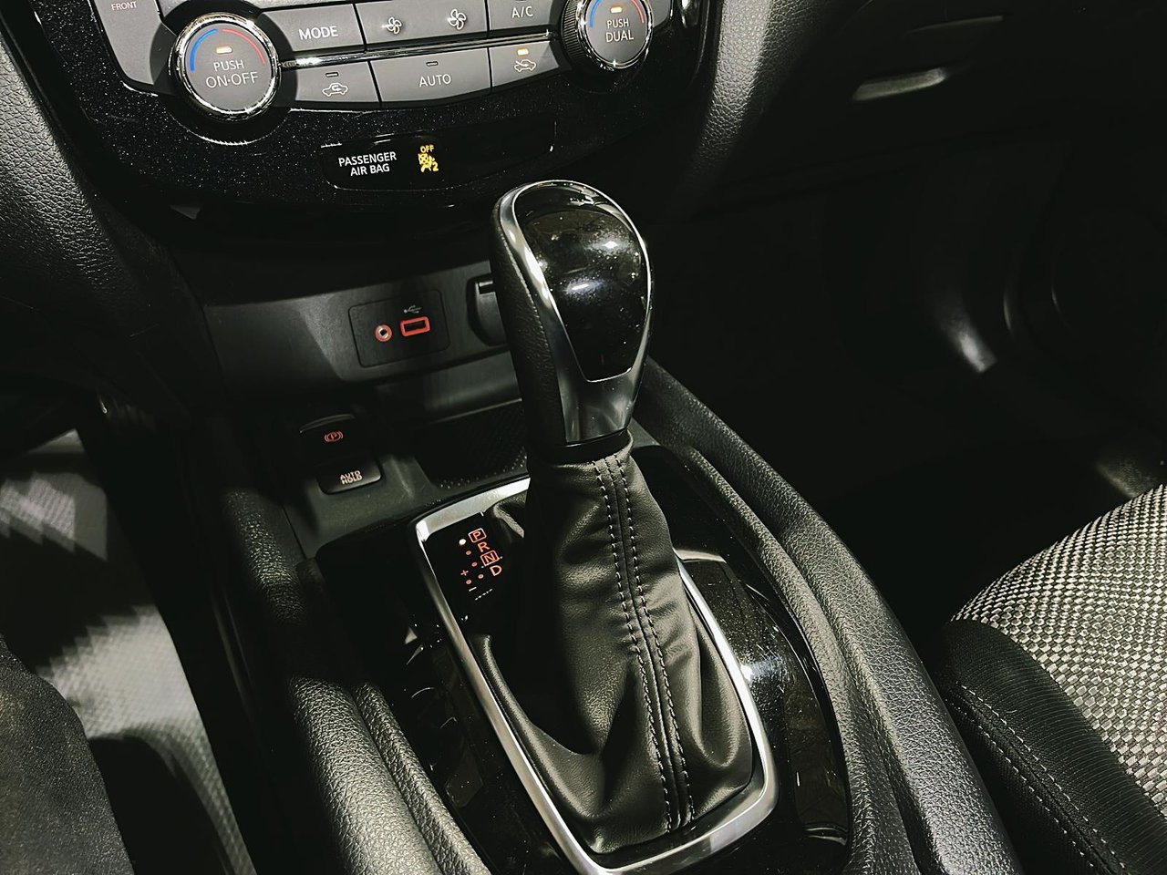 2023 Nissan Qashqai SV AWD-14