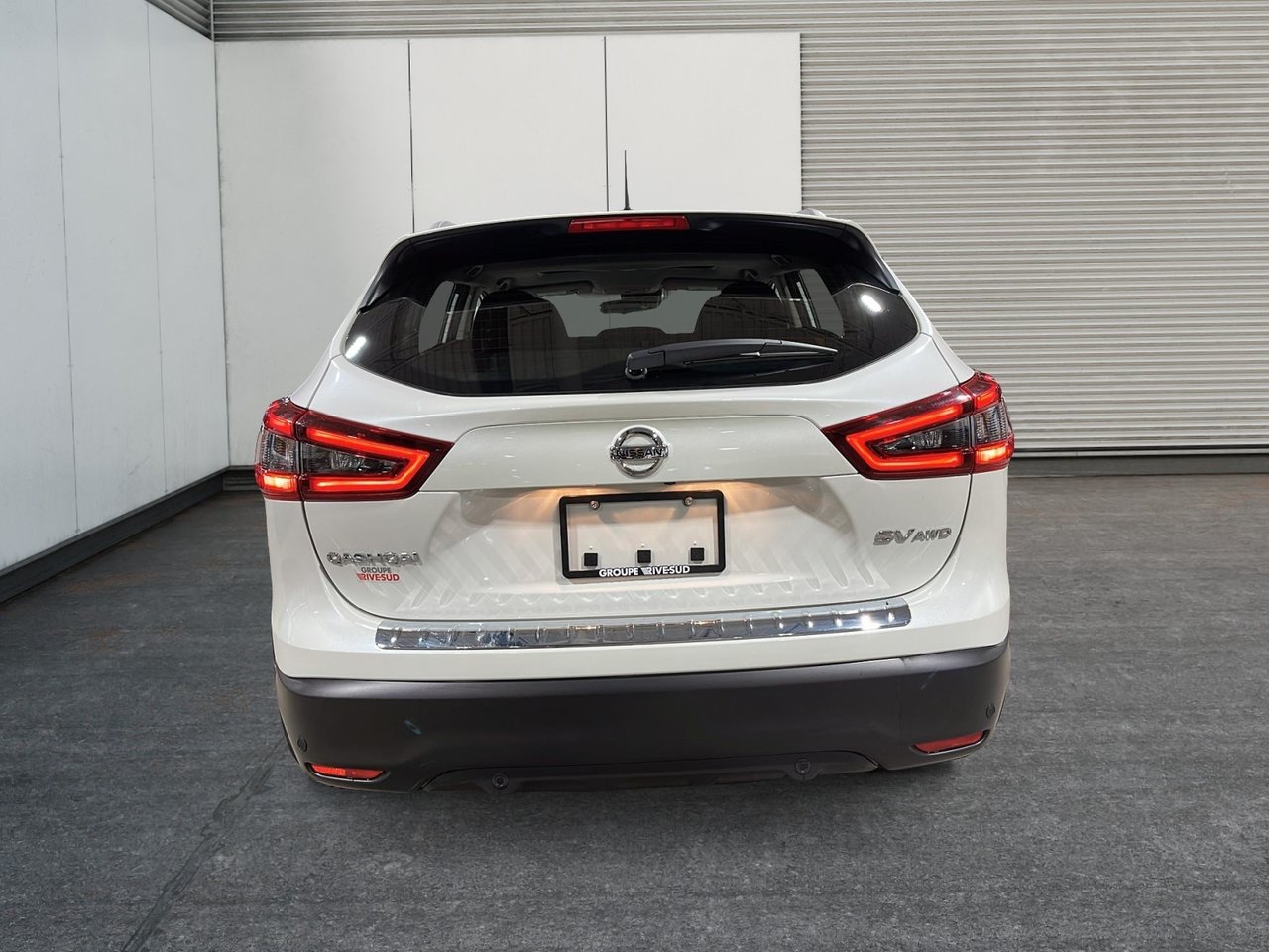 2023 Nissan Qashqai SV AWD-2