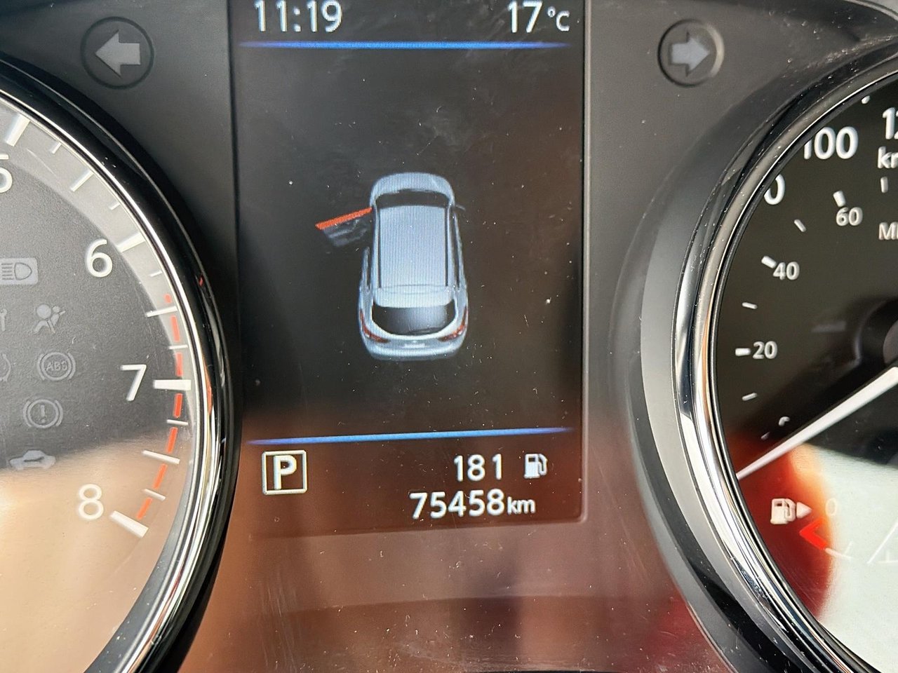 Nissan Qashqai S 2023-13